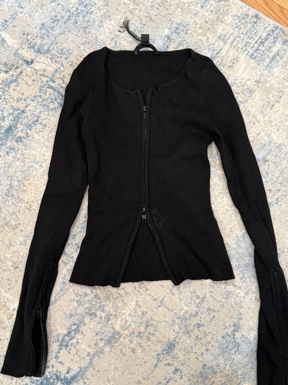 Hera Collection Black Ribbed Zip-Front Top